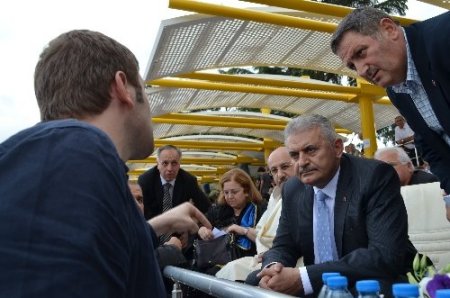 Bakan Yıldırım’dan protestoculara: Teşekkür böyleyse ben de size teşekkür ederim