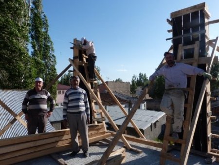 Belediye başkanına pankartlı teşekkür