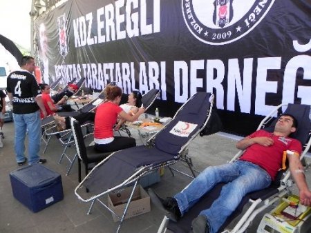 BJK taraftarları derneği 143 ünite kan bağışladı