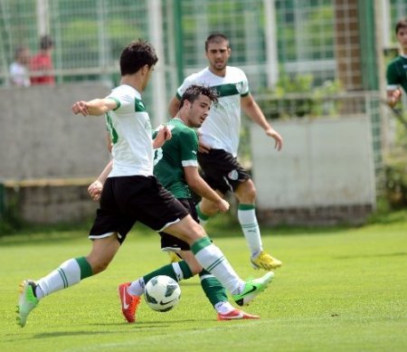 Bursaspor’da kiralıklar Karaman için kapıştı