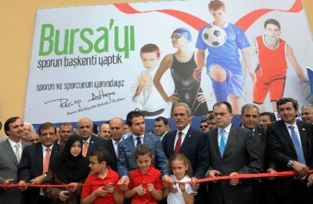 Büyükşehir Bursa’ya bir spor kompleksi daha kazandırdı