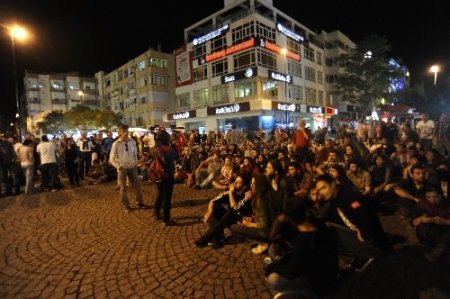 Çanakkale valisi eylemcileri ikna etti