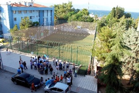 Çevre sakinlerinden katlı otopark tepkisi