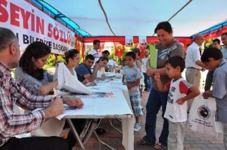 Ceyhan Belediyesi'nden başarılı öğrencilere kitap seti