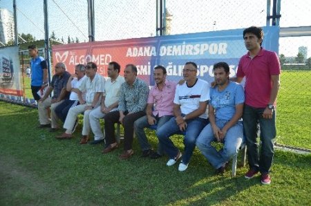 Demirspor Teknik Direktörü İldiz, genç oyunları izledi