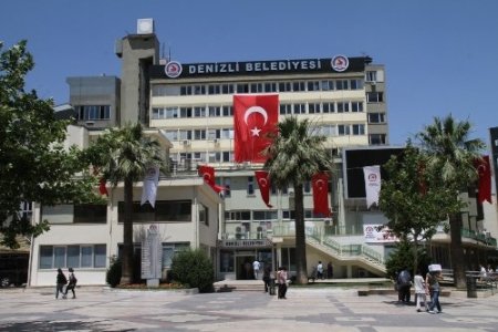 Denizli Türk bayrakları ile donatıldı