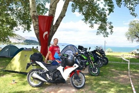 Eğirdir'de motosiklet şenlikleri başladı