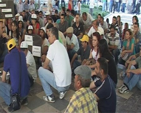 Elazığ'da Taksim'e destek yürüyüşü