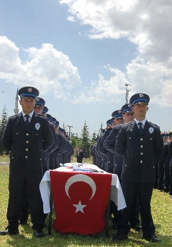 Emniyet Teşkilatı'na 485 taze kan