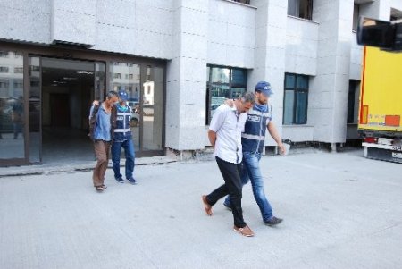 Esrar operasyonu polis kamerasında