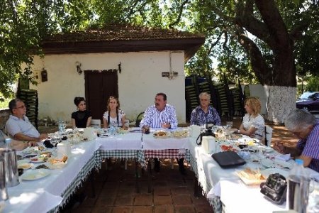 Fevzi Topuz: Belediye başkan adayı belirlemelerinde atamaya karşıyım