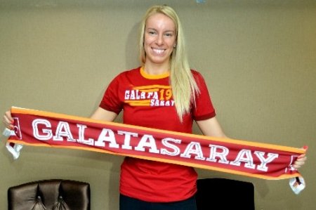 Galatasaray Daikin'de Dobriana Rabadzhieva'nın imza töreni yapıldı