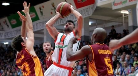 Galatasaray Medical Park’ı 86-85 yenen Banvit, seride durumu 3-1’e getirdi