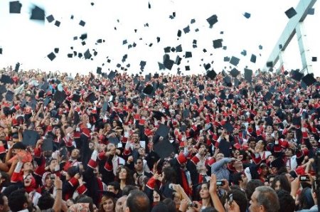 Gaziantep Üniversitesi mezunlarını uğurladı