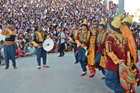 Gaziantep Üniversitesi mezunlarını uğurladı