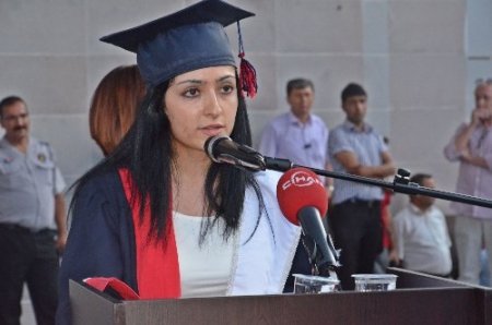 Gaziantep Üniversitesi mezunlarını uğurladı