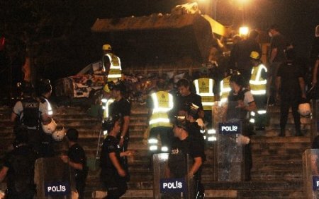 Gezi Parkı, temizlendi