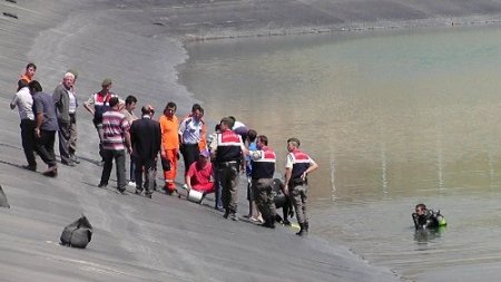 Gölete düşen 2 çocuğun cansız bedenlerine ulaşıldı