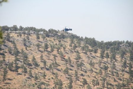 Gülnar'da ağılda çıkan yangın korkuttu