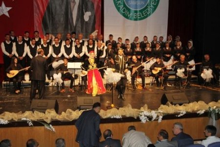 İlkadım Belediyesi THM Korosu, sanatseverleri Karadeniz türküleriyle coşturdu