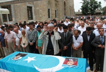 Iraklı Türkmenler için gıyabi cenaze namazı kılındı