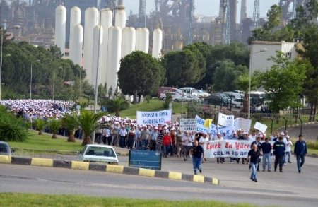 İSDEMİR'de işçi eylemi devam ediyor