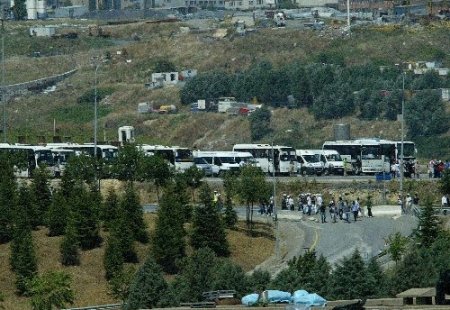 İstanbullular Türkçe şölenine akın akın gelmeye devam ediyor