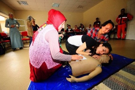 İzmirli kadınlar afet anında daha soğukkanlı olacak