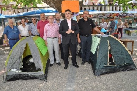 Karesi Gezi Parkı için çadır kurup imza kampanyası başlattılar