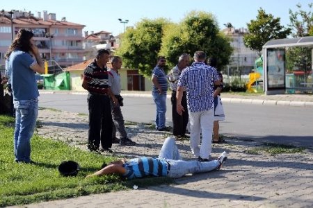 Kazada motosiklet sürücüsü 10 metre sürüklendi