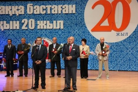 Kazak-Türk Liseleri 20. yılını kutladı