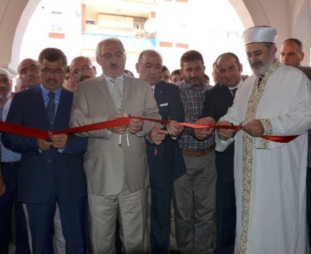 Kendirli Camii cuma namazıyla açıldı