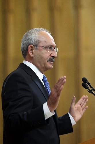 Kılıçdaroğlu: Korku duvarlarını bu ülkenin genç, yiğit evlatları yıktı