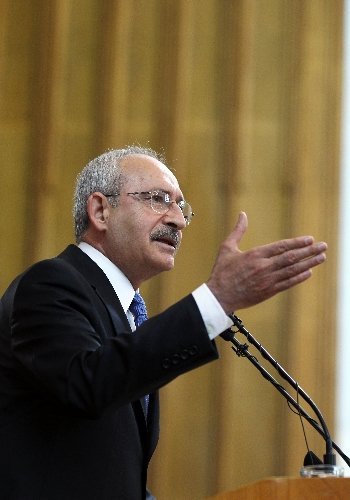 Kılıçdaroğlu: Korku duvarlarını bu ülkenin genç, yiğit evlatları yıktı