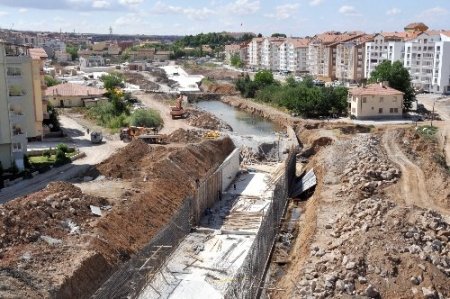 Kırşehir’in çılgın projesinin yapımı devam ediyor