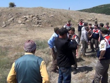 Köylülerden taş ocağı şantiyesine tepki