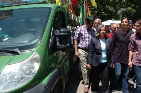 Lice'de karakol protestosunda ölen Yıldırım toprağa verildi