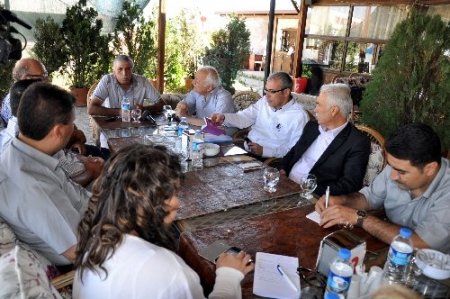 Malatya'da aile içi şiddet ve boşanma konuşuldu