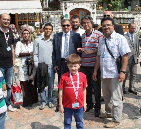 Mehmet Döğme Koleji velileri Bosna Hersek'e çıkarma yaptı