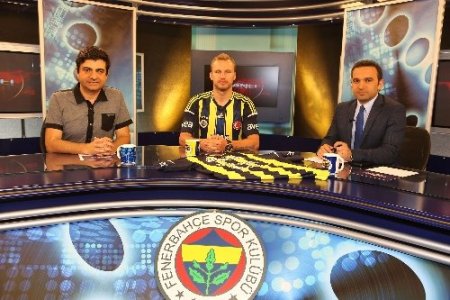 Michal Kadlec’e imza attıran Fenerbahçe'den Rudi Voller'e teşekkür