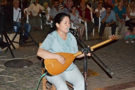 Muhsin Yazıcıoğlu Parkı’nda halk ozanları konseri düzenlendi