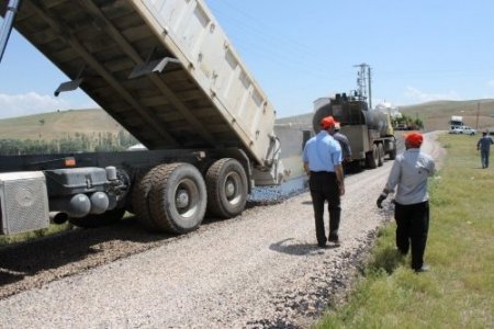 Muş Özel İdaresi, asfalt sezonunu başlattı