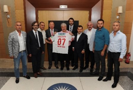 Mustafa Akaydın: Antalyaspor’a destek vermeye devam edeceğiz