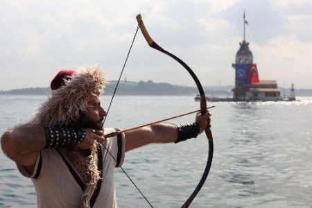 Okçular, İstanbul’da barış ve hoşgörüyü hedef aldı