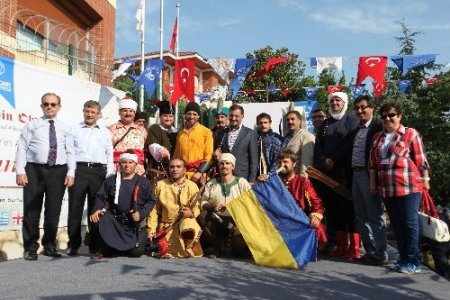 Okçular, İstanbul’da barış ve hoşgörüyü hedef aldı