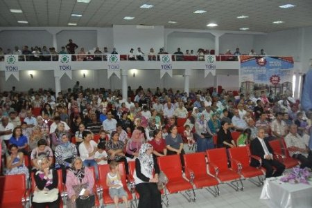 Osmaniye’de TOKİ'nin yaptırdığı 279 konutun kurası çekildi