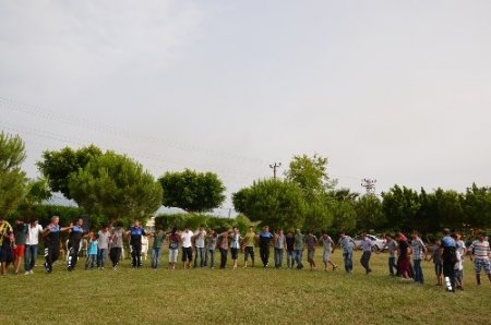 Polis pişirdi öğrenciler yedi