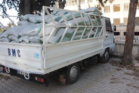 Reyhanlı'da bir ayda 1 ton esrar, 34 ton kaçak akaryakıt ele geçirildi