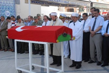 Şanlıurfa Valisi Güvenç’in kayınpederi, İskenderun'da toprağa verildi