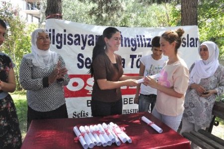 SELİS’ten web tasarım ve bilgisayar sertifikası